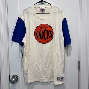 NWT NBA official New York Knicks Vintage tee